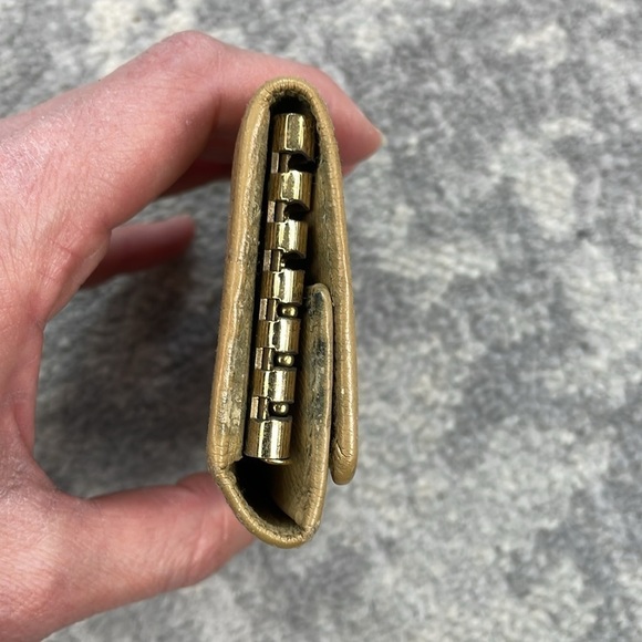 Chanel Interlocking CC Medallion Leather Keyholder Case Trifold Beige - Picture 8 of 17